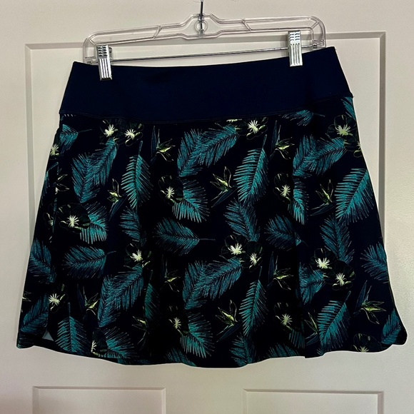 Puma PowerShape Navy Skort with Tropical Leaf NWOT - Picture 2 of 9
